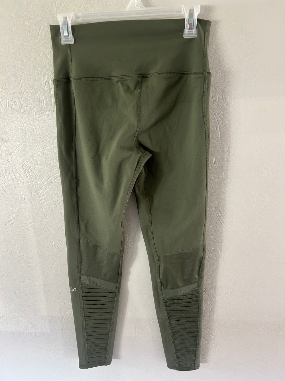 Alo Green Moto style legging high waisted - Picture 3 of 6